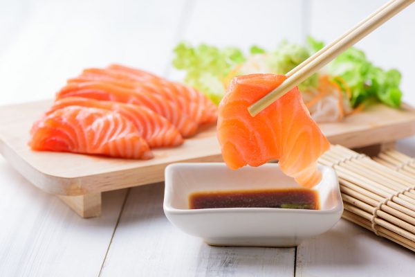 Sashimi di salmone