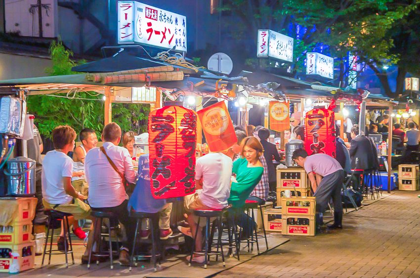 Yatai a Nakasu